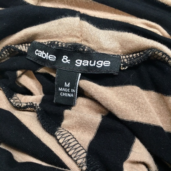 Tunic Style Turtleneck - Picture 4 of 5